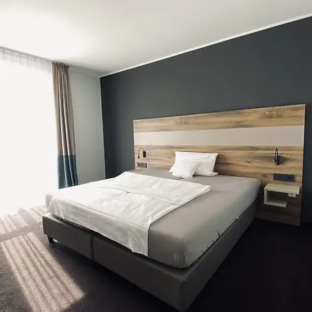 Hotel Airea *