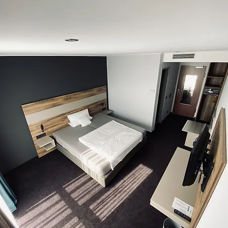 Hotel Airea